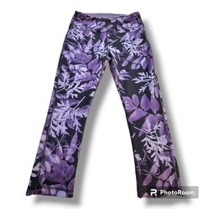 Marika sport capri leggings